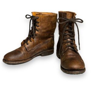 BED STU Predictable Brown Motorcycle Boots Studded Distressed Leather